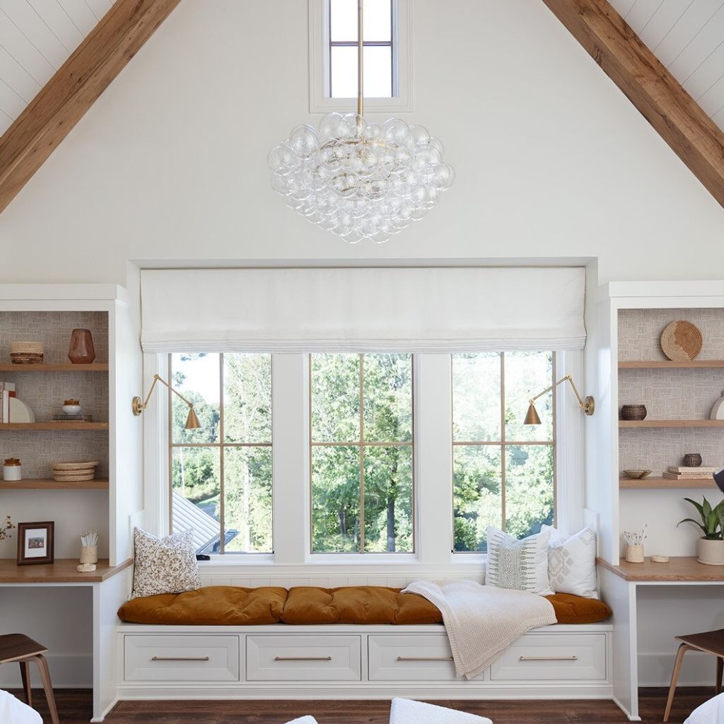 Regina Andrew Lighting