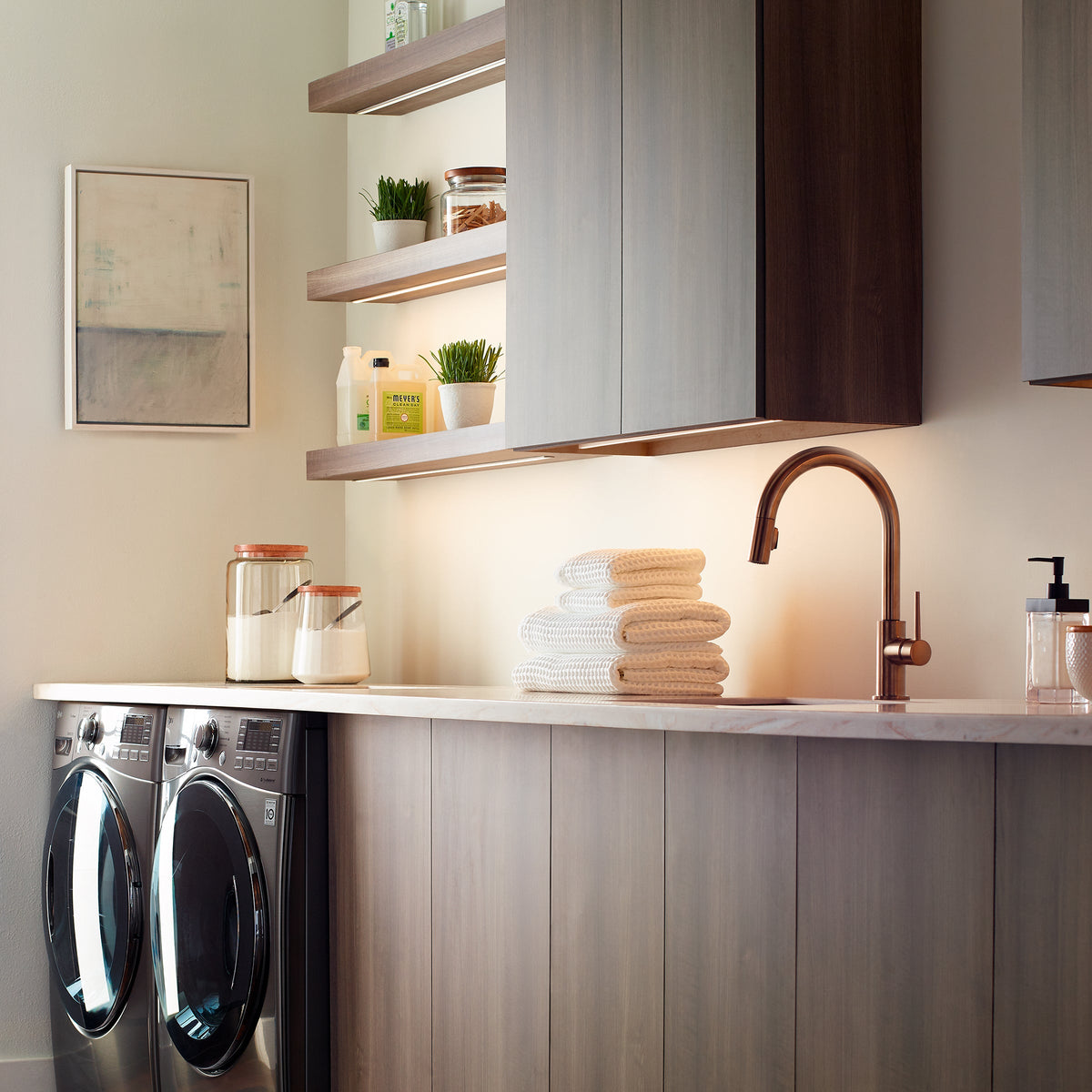 Under Cabinet Lights