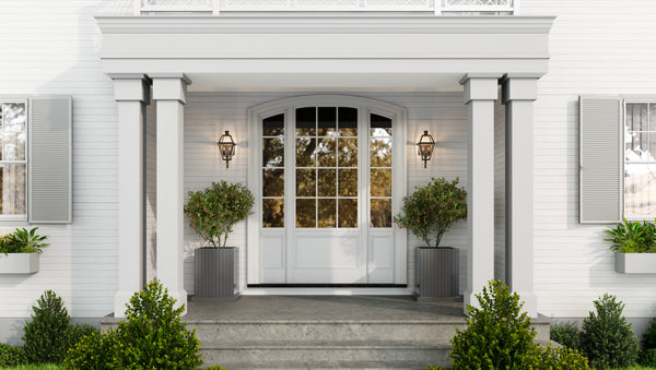 Quoizel Outdoor Lights