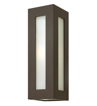 Hinkley Lighting - Dorian 18.25" Outdoor Wall Sconce