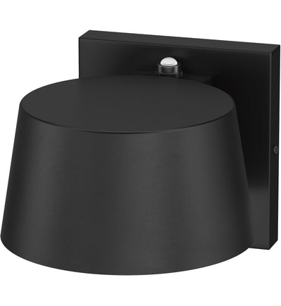 Maxim Lighting - 51117BK/PHC - Gateway 7" Outdoor Wall Sconce