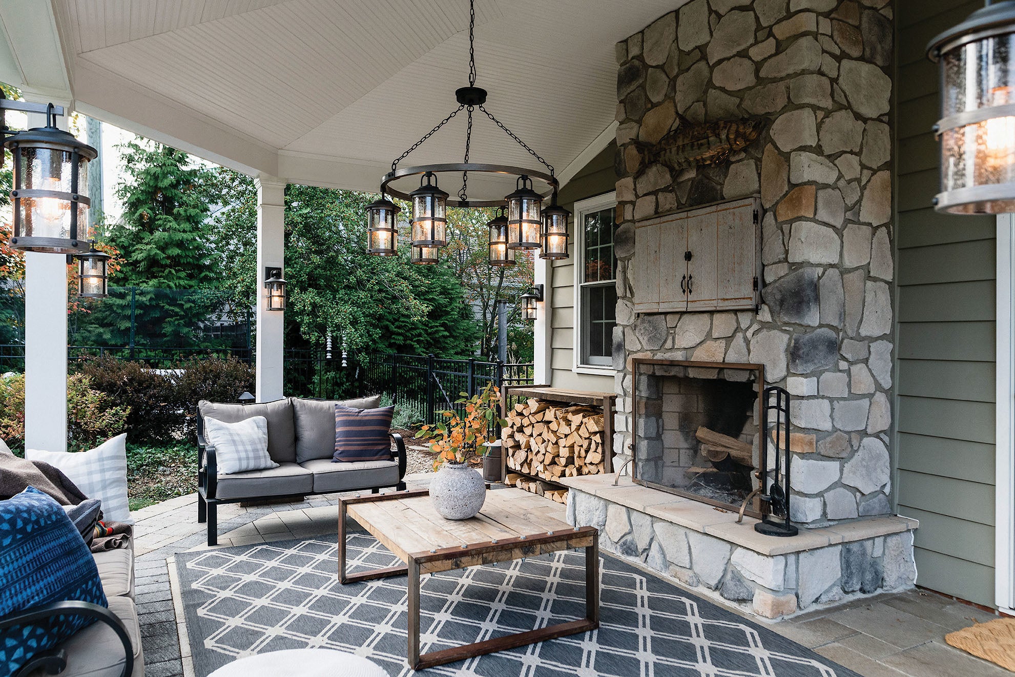 Outdoor Lights